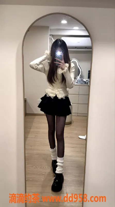 无锡上门服务-锡山06粉嫩少女，潮流时尚等你来尝试！