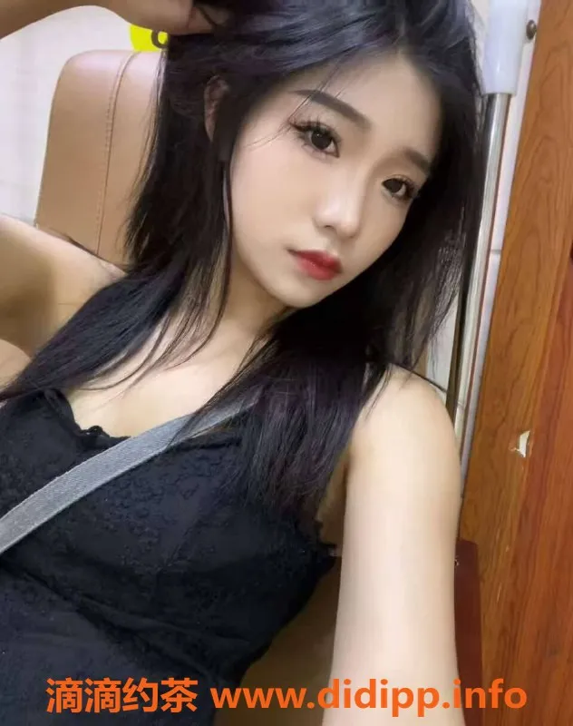 深圳楼凤-南山嫩妹布丁，700起私密服务等你来体验！