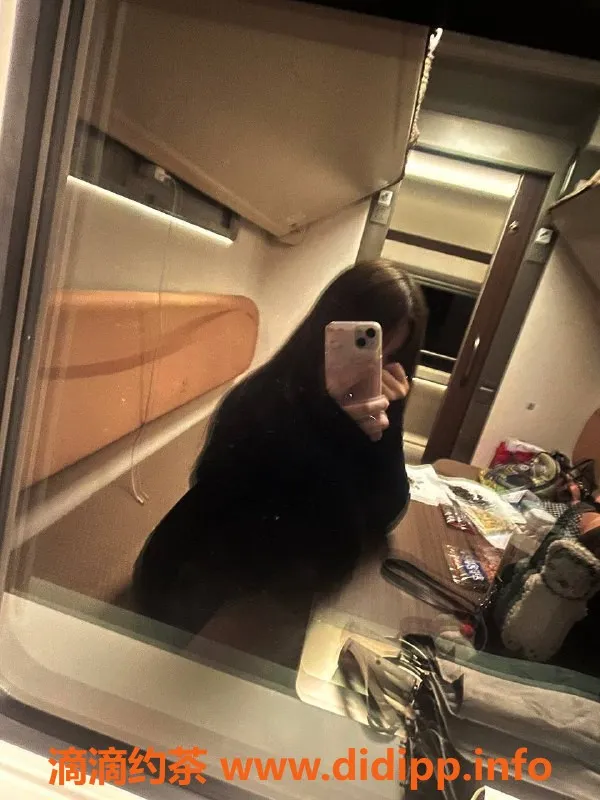 广州楼凤-海珠嫩妹伞伞，688超值体验等你来玩！