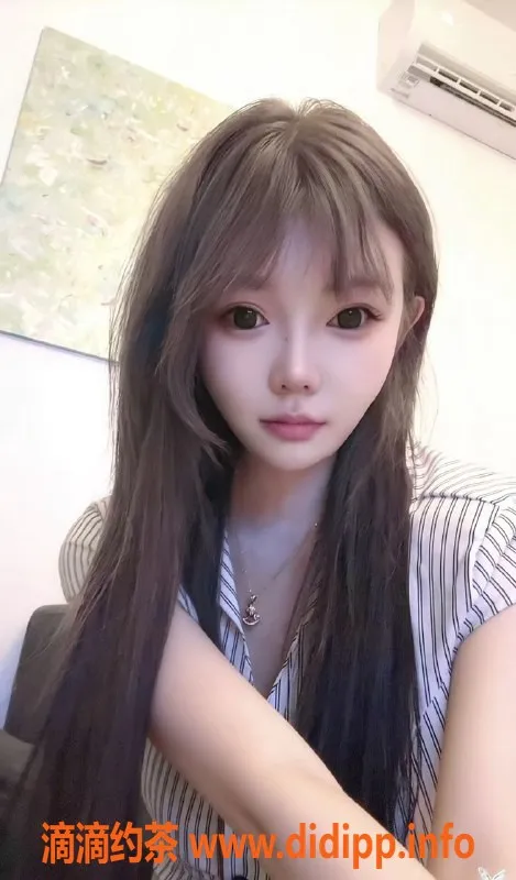 潍坊楼凤-奎文区20岁七七，身高164，90斤，欢迎体验！