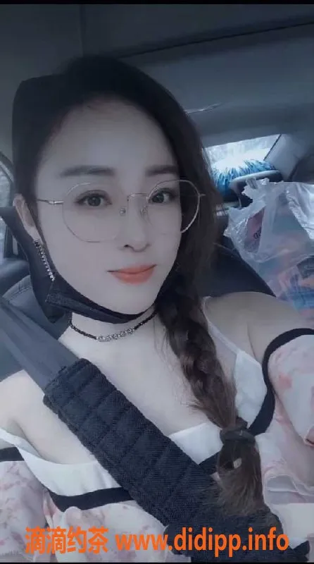 广州楼凤-广州白云婀娜多姿霓裳，500元50分钟