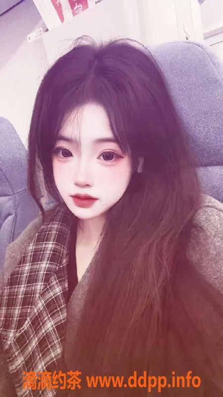 成都楼凤-武侯区佳瑶，巨乳嫩妹，服务态度超赞！