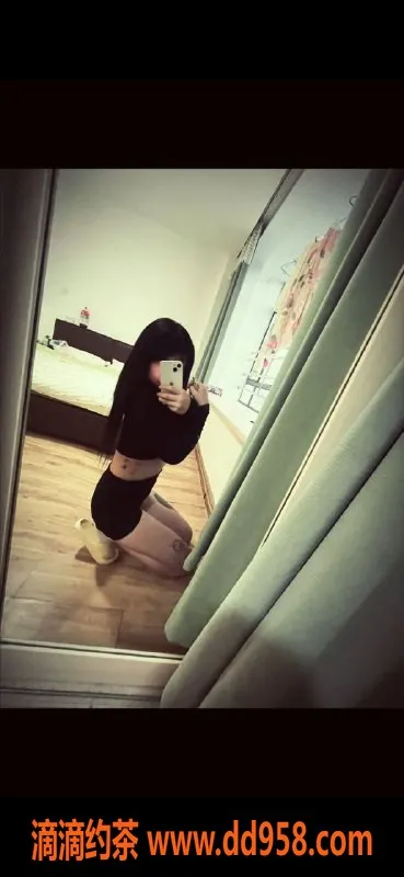 成都楼凤资源信息,成都依然，身高165，C奶嫩妹，6p服务