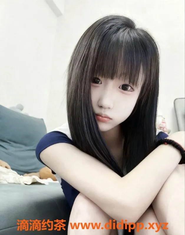 常州楼凤-武进可可，162cm萌妹，800元起揭秘服务