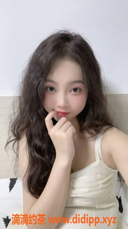 广州楼凤-白云区贝贝，164cm C罩杯，甜美嫩妹