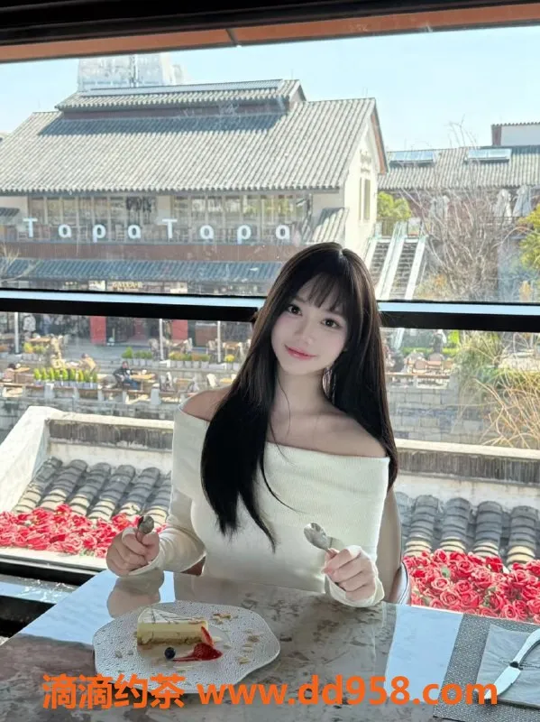 无锡楼凤-新吴区高颜值陪浴su，175cm/51kg，内部价1900p