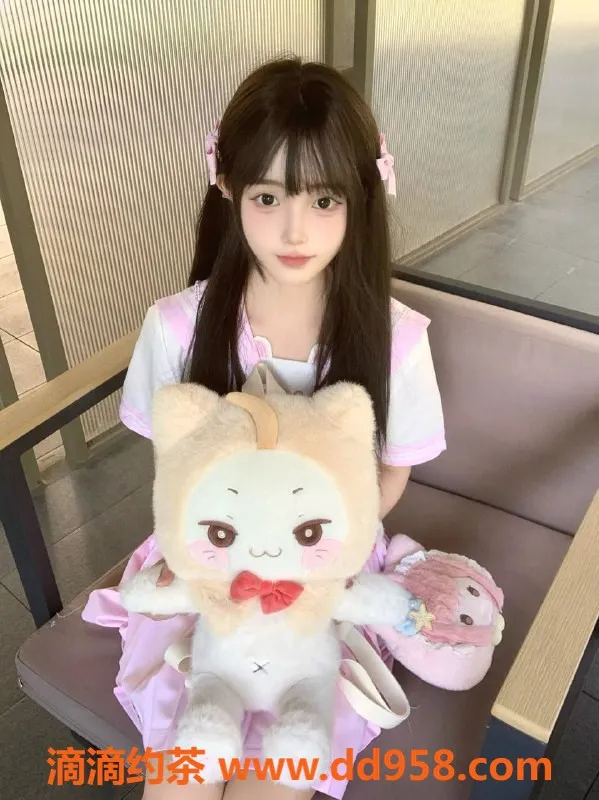 广州楼凤-天河小怡，1000元畅享鸳鸯浴，嫩妹丝袜诱惑