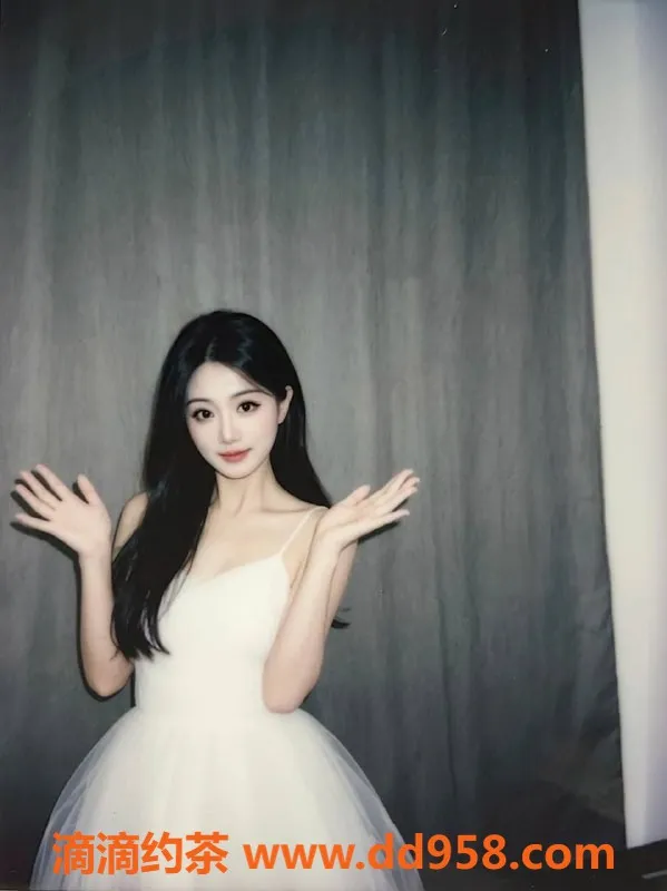 广州楼凤-天河嫩妹露雪，900元体验鸳鸯浴