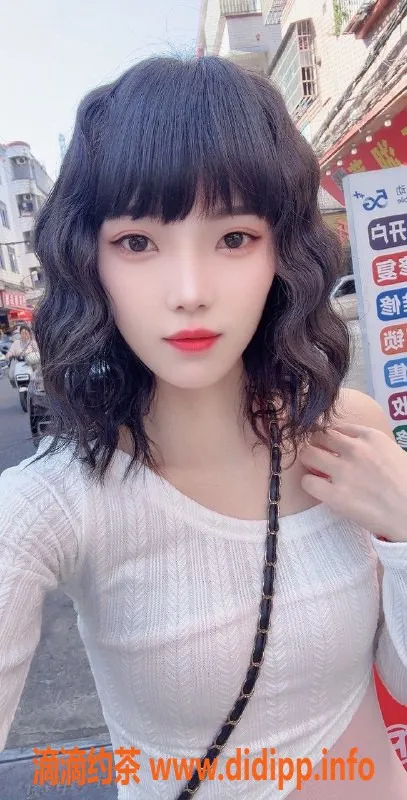 广州楼凤-越秀樱桃，御姐风范，提供69p和口爆服务