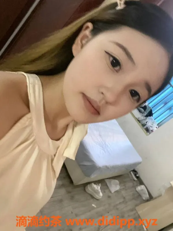 成都楼凤-成都麦麦，172身高，103体重，600元可享服务