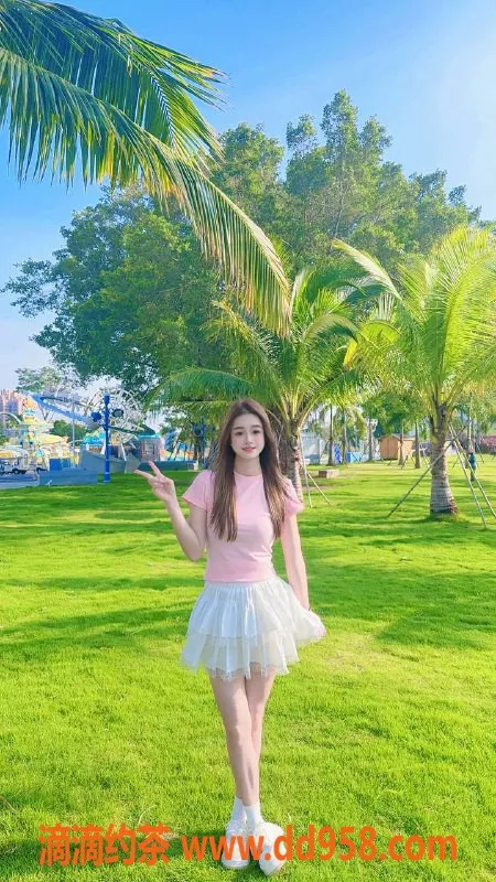 中山楼凤-西区阿娇，22岁C罩杯，500元/小时欢迎体验