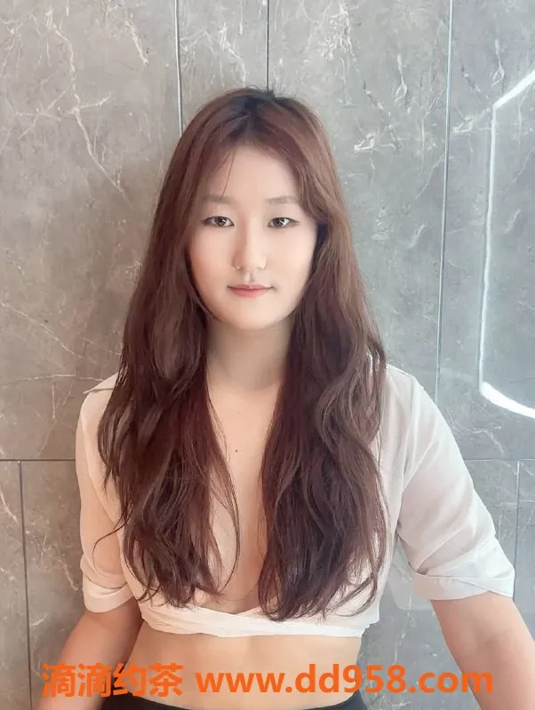 广州楼凤资源信息,白云区嫩妹高中小曼 166cm C罩杯服务多样