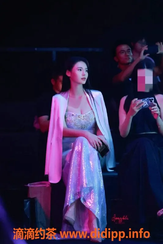 深圳楼凤资源信息,福田车模盈盈，2500元私人服务等你来体验