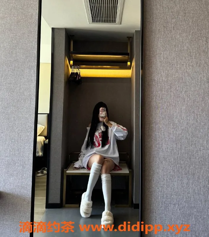 广州楼凤-白云安小狸，600元性感御姐等你约