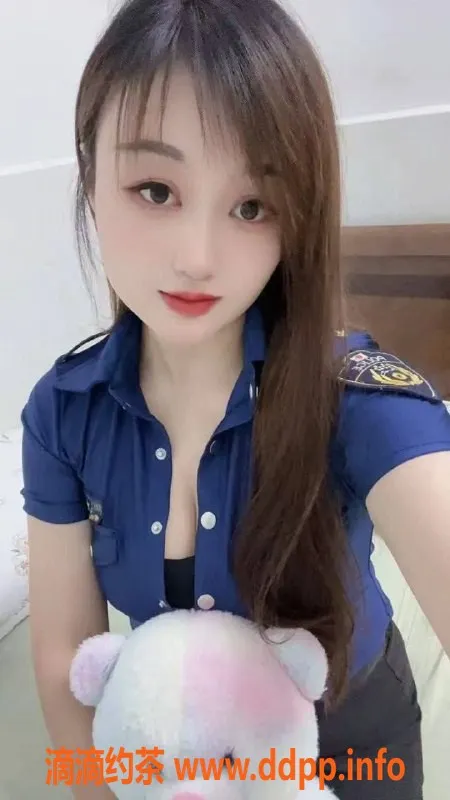 广州楼凤-天河乐乐，超值400p/700pp服务，少妇魅力无限