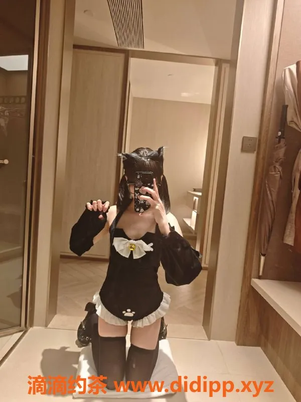 广州楼凤-天河喵喵，1000p服务体验超赞