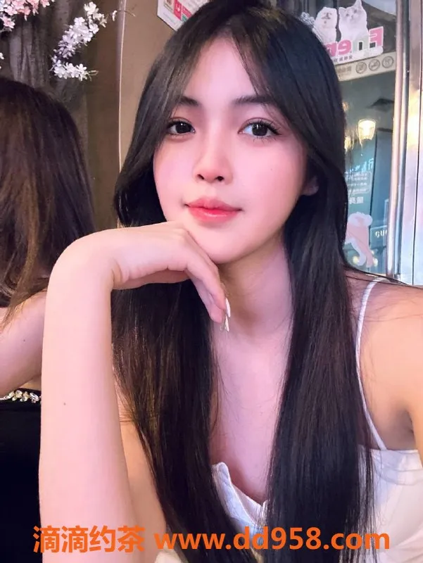 广州楼凤-番禺小手冰凉，800元体验服务