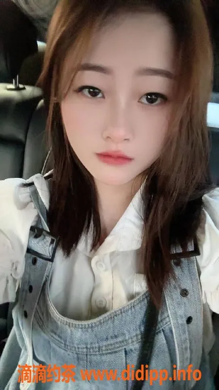 成都上门服务-雅丽，20岁嫩妹，160cm，92斤，成华区上门服务