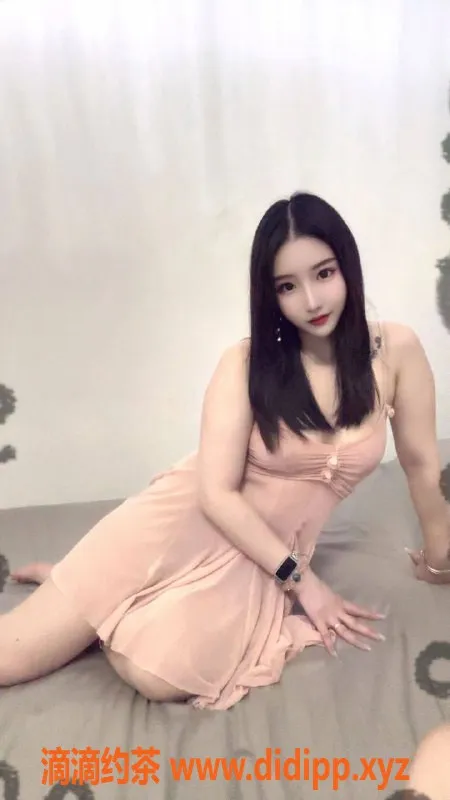 广州楼凤-天河温瞳，身材诱人，课程500元