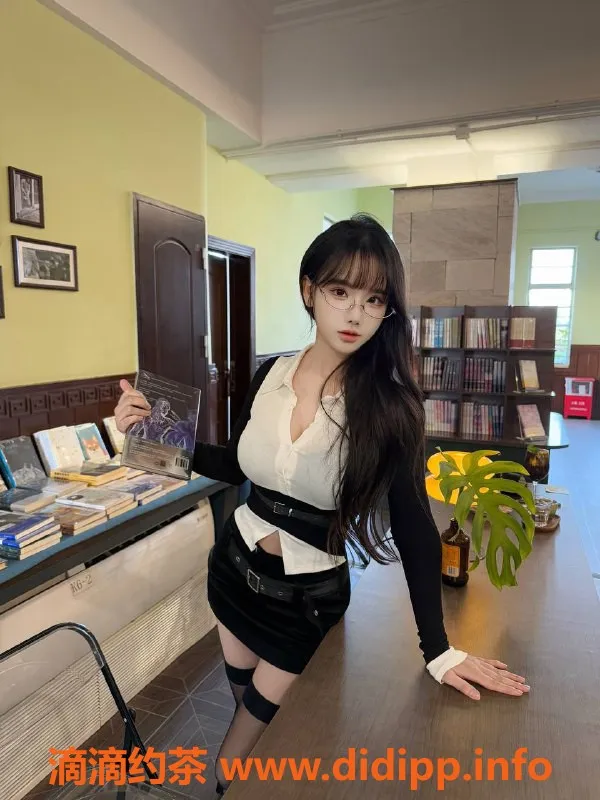 台州楼凤-路桥区婉儿，167cm 46kg D罩杯，800起