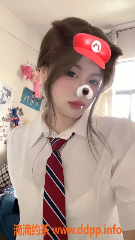 广州楼凤-番禺区嫩妹小y，162高大奶，舌吻服务600起