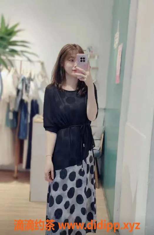 深圳楼凤-深圳龙岗瞌睡虫，御姐制服诱惑，500起价