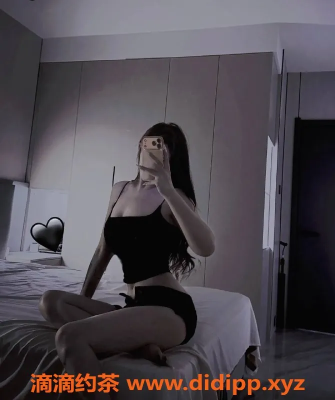 广州楼凤-天河御姐嘉欣，700水费，带你进入温馨世界