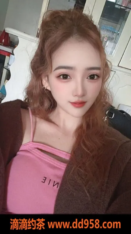 惠州楼凤资源信息,惠阳淡水鱼摊子，155cm女孩提供洗吹做服务