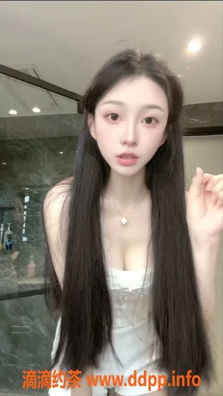 广州楼凤-天河嫩妹朵朵，水费1200p，快来体验！