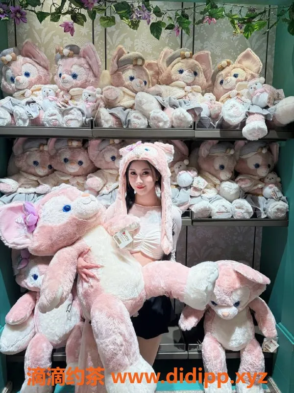 广州楼凤资源信息,天河嫩妹晴晴，1300P双飞服务等你来体验！