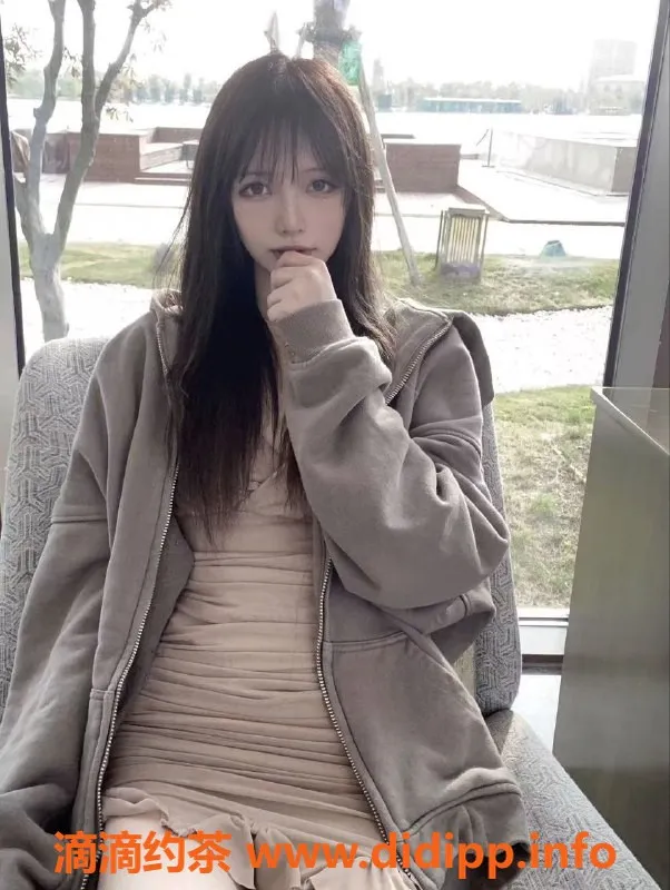 常州楼凤-常州冉冉，22岁，身高167，体重96，欢愉享受8起