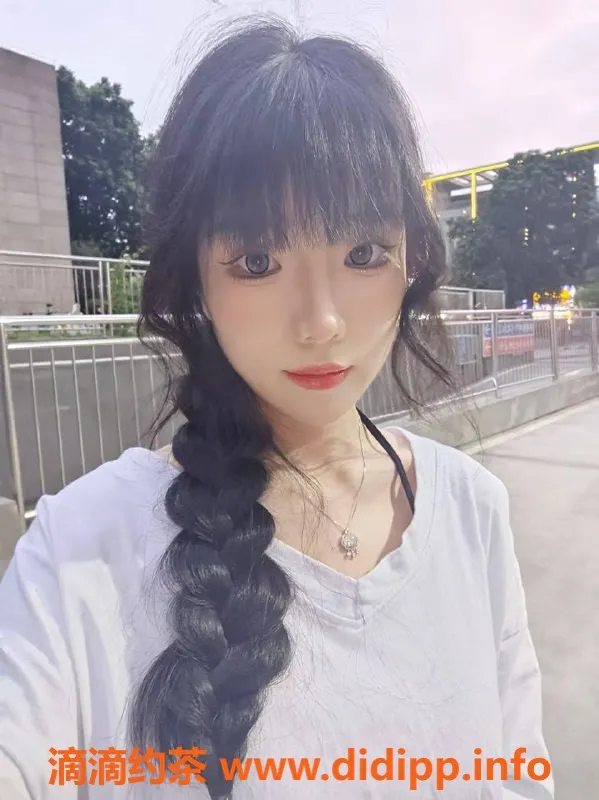 广州楼凤-梅花园桃子，诱惑身姿，鸳鸯浴体验