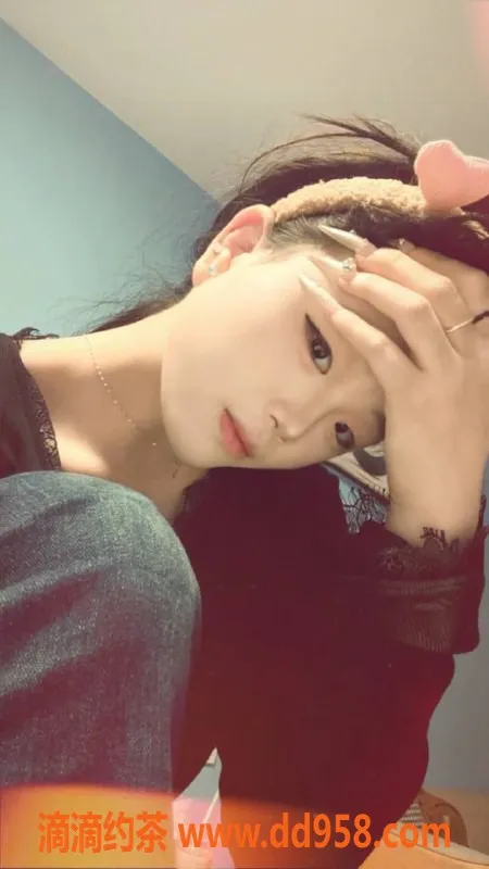 广州楼凤-天河小豆米，550p/1100pp美颜少女体验