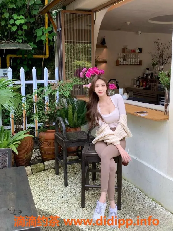 深圳楼凤-福田素妍 168身高 45斤 1300起受欢迎服务