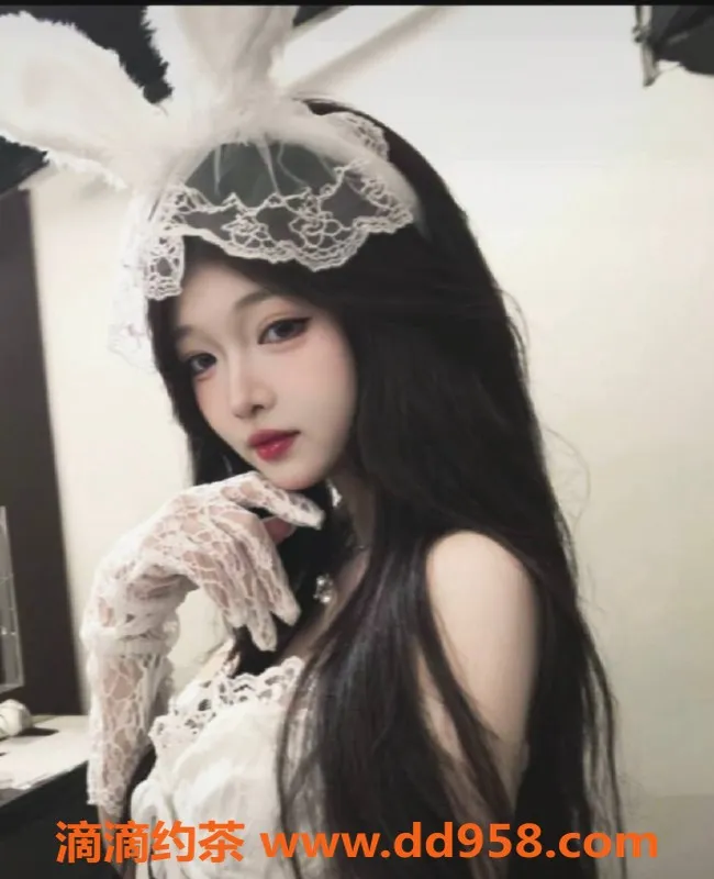 广州楼凤-天河嫩妹潇潇，水费500p，甜美服务等你来体验