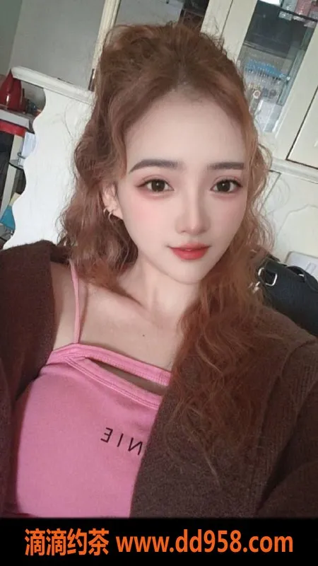 惠州楼凤-淡水23岁鱼摆子：洗吹69服务体验