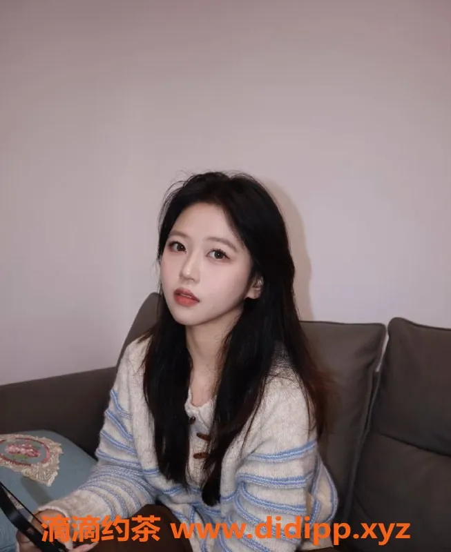 南通楼凤-南通悦玺木子，167cm，100斤，年龄18，C罩杯，优惠P800