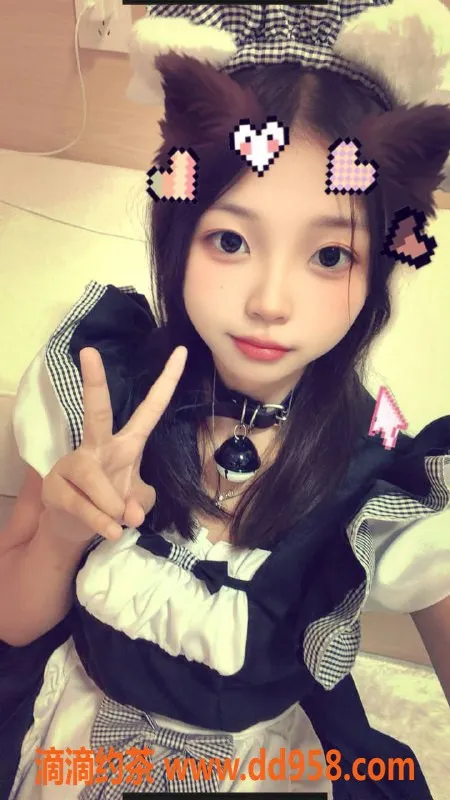 广州楼凤-天河嫩妹澜澜，800p双飞体验等你来！