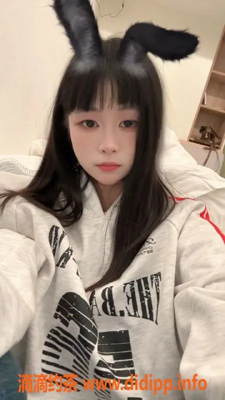 广州楼凤资源信息,天河嫩妹小希芸 水费700p 服务超棒