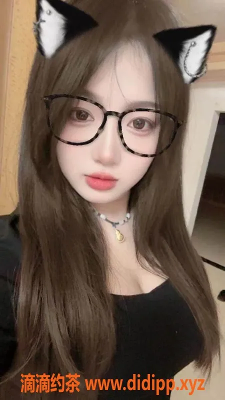 常州楼凤-武进奶牛F，165cm大胸嫩妹，服务超赞