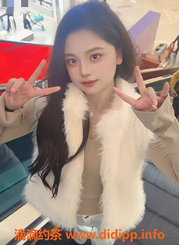 广州楼凤-越秀嫩妹木子，800水费，尽享舌吻服务