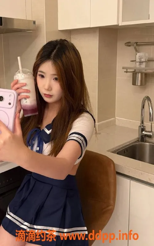 惠州楼凤-大亚湾小欣宝，20岁162cm白皮美女