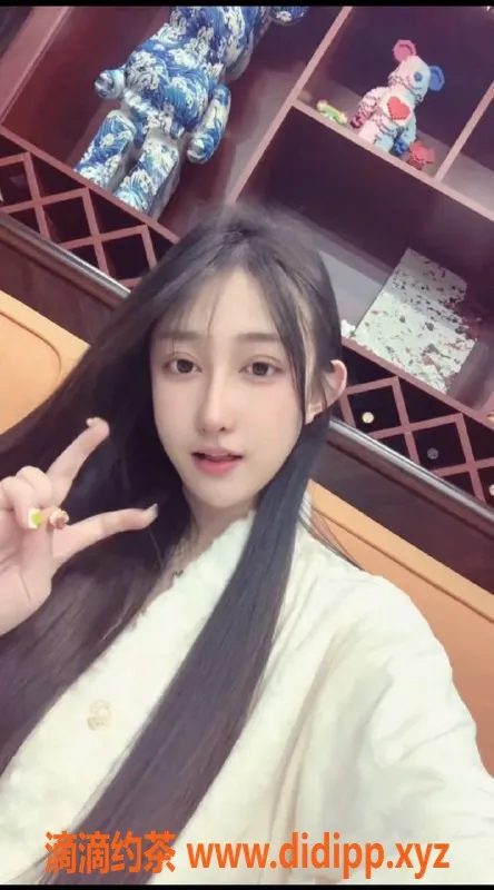 广州楼凤-天河嫩妹婷婷雨，水费800p，绝对让你满意