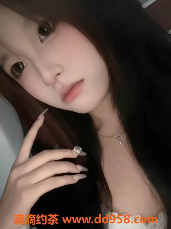 无锡楼凤-锡山铂金岛超嫩158萝莉酱性感登场