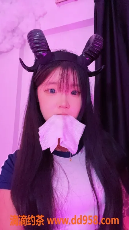 广州楼凤资源信息,白云嫩妹妮妮子，700水费，长腿诱惑