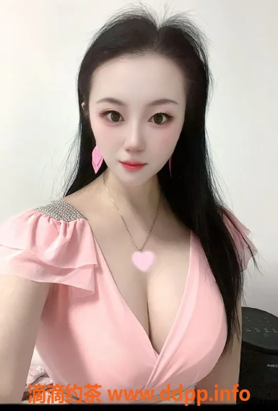 广州楼凤-天河恩夏，身材火辣的御姐，700元开房享受！