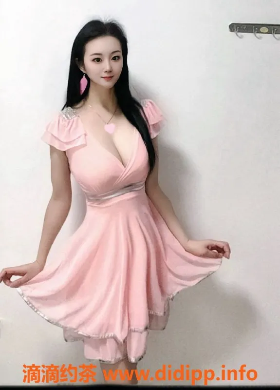 广州楼凤资源信息,天河恩夏，身材火辣的御姐，700元开房享受！