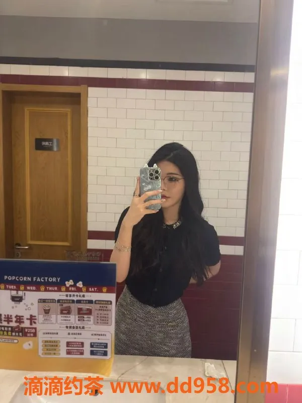 广州楼凤资源信息,天河李小Q 热门服务 且看身材诱惑