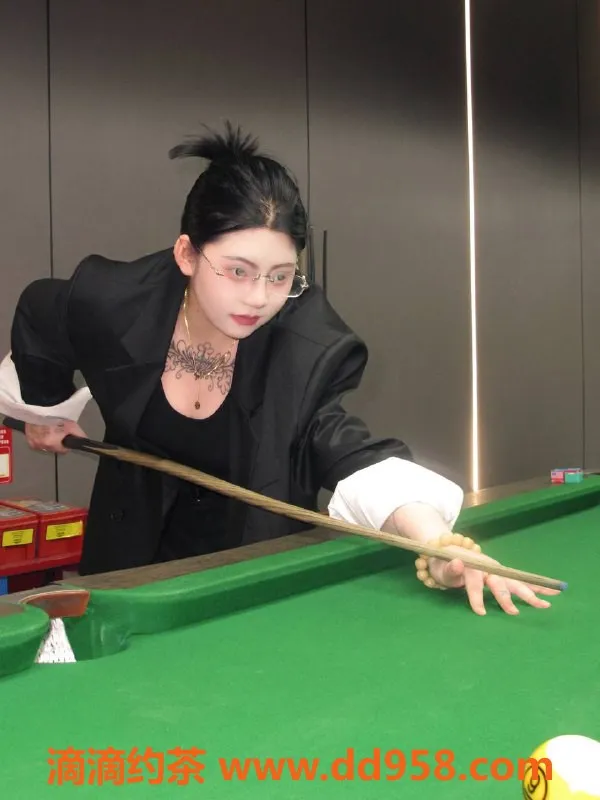 广州楼凤-广州天河猫七七，600元服务嫩妹