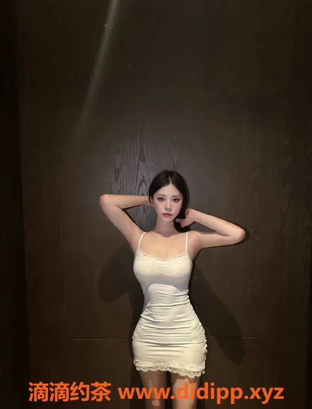 深圳楼凤-南山诺诺21岁，163cm，45kg，高价享受舌吻与六九